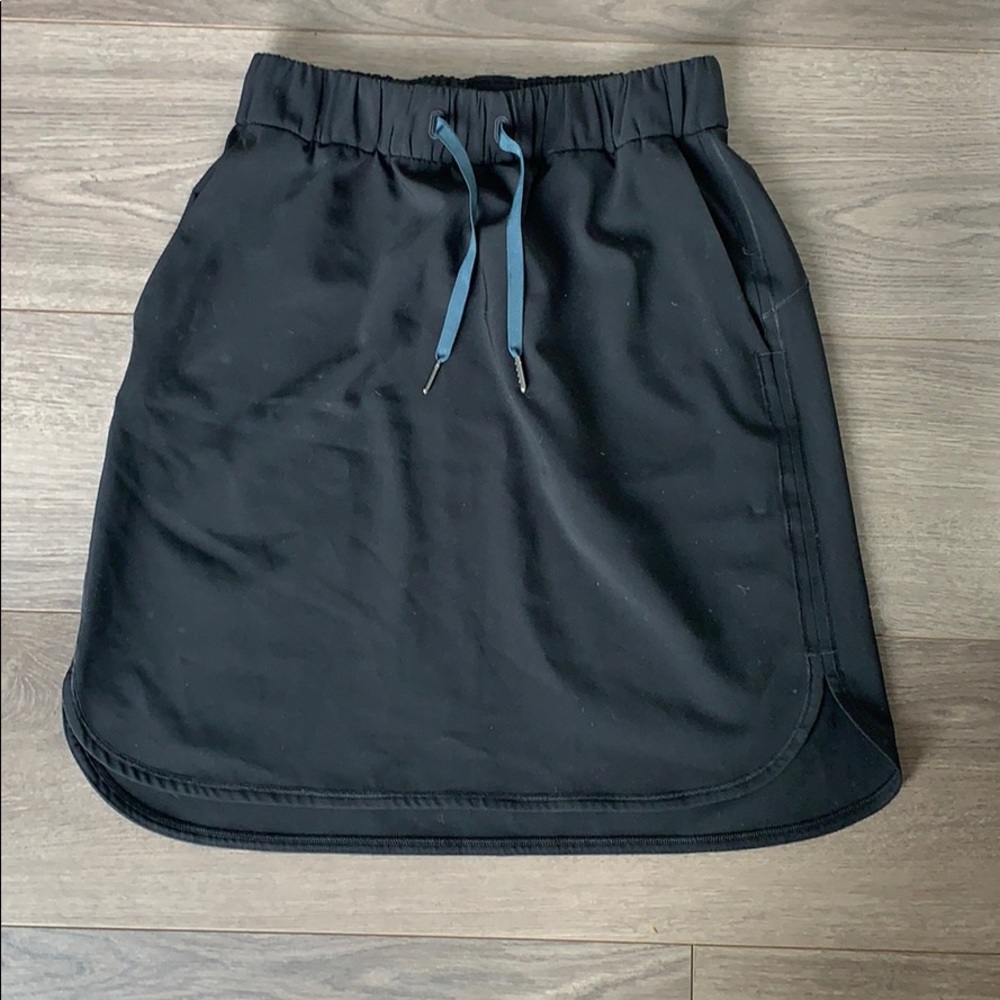 Lululemon fly away skirt